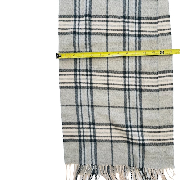 Pure Pashmina Wrap Silver Grey 3 Ply Plaid Scarf 12"x52" - Picture 3 of 5